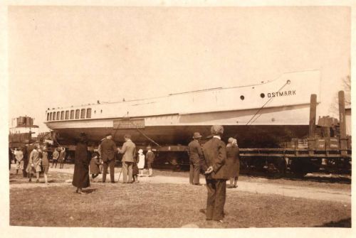 Satek dostarczony koleją