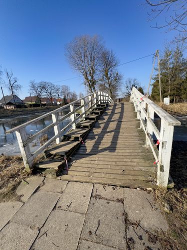 Kładka drewniana nad Kanałem Łuczańskim