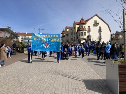 Marszobieg dla autyzmu po raz X w Giżycku | FOTORELACJA 2025