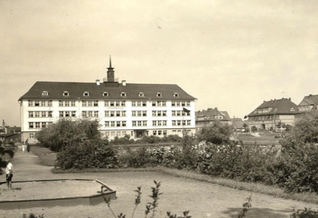 LVIII Spotkanie z historią | Kto i kogo uczył w pierwszych latach Łuczan/ Giżycka